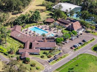 Inigualable y lujosa casa en la Guácima 