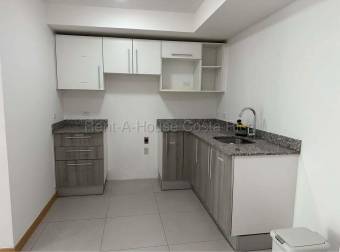 Se vende apartamento en Ulloa Heredia 26-1530