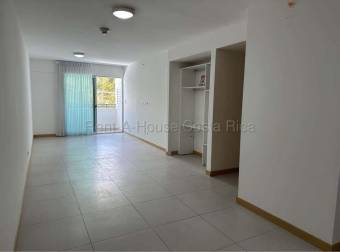 Se vende apartamento en Ulloa Heredia 26-1530