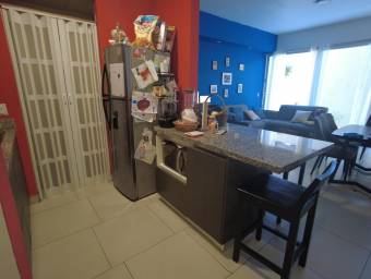 Se vende apartamento en San Pablo Heredia 25-1134