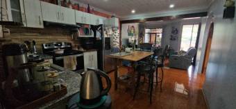 Hermosa casa Duplex con Amplios Espacios