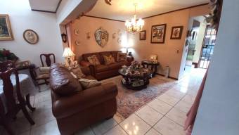 Se vende apartamento en San Pablo Heredia 25-1733