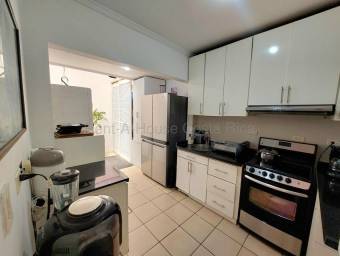 Se vende casa en Piedades de Santa Ana #26-1539