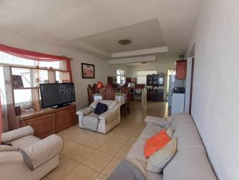 Se vende propiedad con 2 casas en Tambor de Alajuela #26-1540