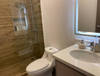 Hermosa casa nueva con diseño moderno #25-1302 GS