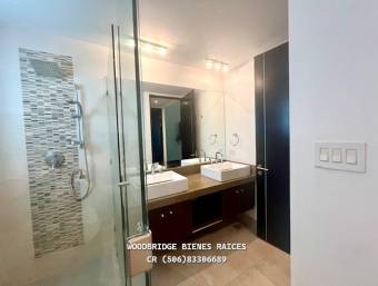 Escazu Avenida Escazu apartamento alquiler $2.200 / 2 dormitorios