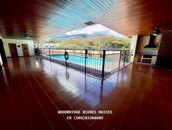 Escazú casa en venta con piscina y gran jardín $580.000