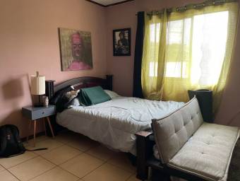 Inversión y comodidad en una sola compra en esta propiedad con dos casas #26-726 GS 