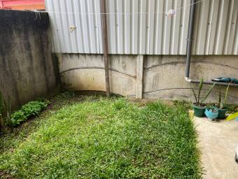 Inversión y comodidad en una sola compra en esta propiedad con dos casas #26-726 GS 