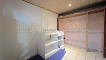 Venta de Propiedad con Uso de Suelo Mixto en Santa Ana. RAH 26-1478