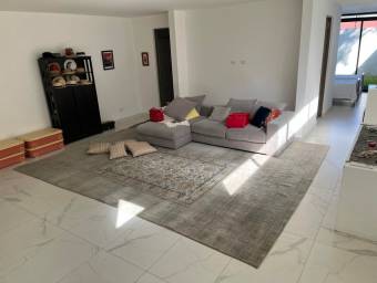 Venta de Casa en San Antonio de Escazú. RAH 26-353 PRECIO REBAJADO Venta de Casa en San Antonio de Escazú. RAH 26-353 PRECIO REBAJADO