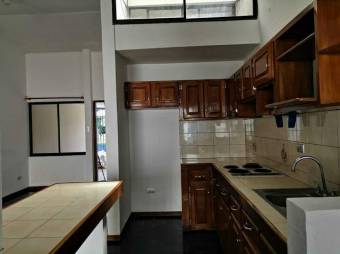 Venta de Casa en Alajuela. RAH 26-270 PRECIO REBAJADO