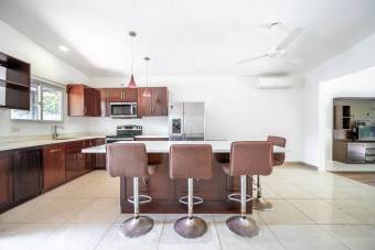 EXCLUSIVITY House  Apartment in the heart of Huacas