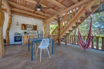 Residential and commercial lot 2 km from Playa Grande