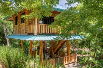 Residential and commercial lot 2 km from Playa Grande