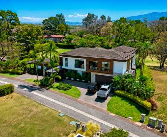 Casa de 5 habitaciones a la venta en Ciudad Hacienda Los Reyes