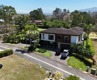 5-bedroom house for sale in Ciudad Hacienda Los Reyes 