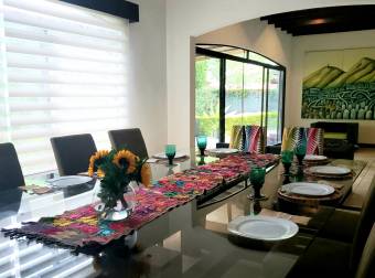 Santa Ana Pozos. Hermosa casa en alquiler en exclusivo condominio. MP-26-1368