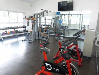 Venta de Esplendida Casa en Guachipelin, Escazú / Mls. 25-1578 OFC JB