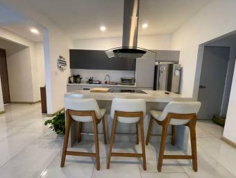 Vistas Espectaculares y Clima de Montaña Su Refugio Privado en el Oeste.