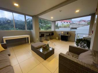 Vistas Espectaculares y Clima de Montaña Su Refugio Privado en el Oeste.