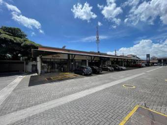 Ubicación Estratégica y Máxima Visibilidad Local Comercial Listo para Operar en Escazú, $ 230,000, 2, San José, Escazú