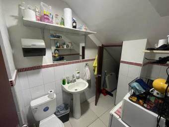 Ubicación Estratégica y Máxima Visibilidad Local Comercial Listo para Operar en Escazú, $ 230,000, 2, San José, Escazú