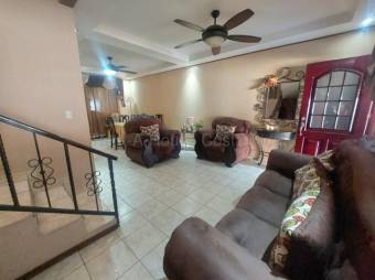 Si estás buscando un hogar cómodo, bien ubicado y dentro de un residencial seguro