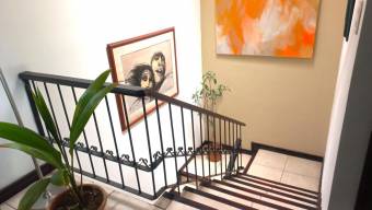 Propiedad con 2 Apartamentos en Escazú #26-1207 GS