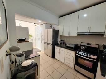 Versatilidad y Confort en Piedades Casa de 4 Habitaciones con Dormitorio en 1er Nivel