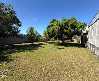 House for sale in Villas Ilusiones Condominium in Tambor de Alajuela.