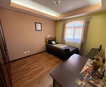 House for sale in Villas Ilusiones Condominium in Tambor de Alajuela.