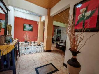 MLS-26-1585 VENTA CASA TURRUCARES ALAJUELA