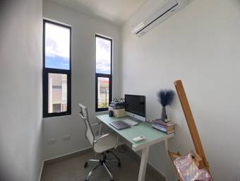 Casa Moderna 2 Hab con Jardín en Condominio #26-522 GS