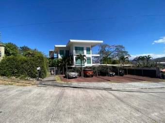 Apartamento con terraza, jardín y vista espectacular #26-500 GS