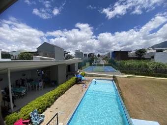 Venta de Excelente Casa en Escazú / Mls. 26-522 OFC JB