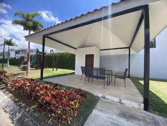 Venta de Excelente Casa en Escazú / Mls. 26-522 OFC JB