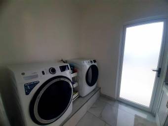 Exclusiva residencia contemporánea de lujo en Escazú #26-175 GS