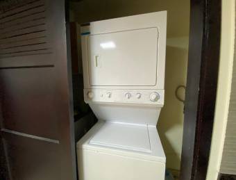 Apartamento esquinero con loft y gran potencial de inversión #26-10 GS Apartamento esquinero con loft y gran potencial de inversión #26-10 GS