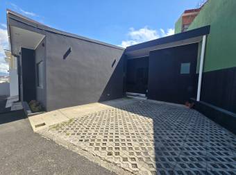 VENTA DE CASA INDEPENDIENTE, UNA PLANTA, SEMINUEVA EN SAN RAFAEL HDIA