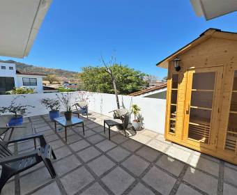 Casa moderna en venta en condominio en Río Oro, Santa Ana