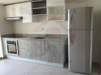 Se Alquila Aparta-Studio con Línea Blanca en Condominio en Heredia