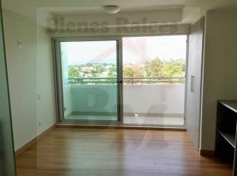 Se Alquila Aparta-Studio con Línea Blanca en Condominio en Heredia