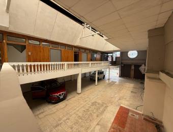 Venta de Amplia Bodega en Heredia / Mls. 26-555 OFC JB