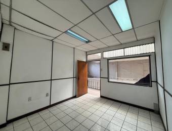 Venta de Amplia Bodega en Heredia / Mls. 26-555 OFC JB Venta de Amplia Bodega en Heredia / Mls. 26-555 OFC JB