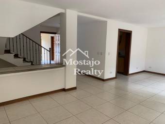 Venta de Casa Condominio Almeria, Pozos de Santa Ana