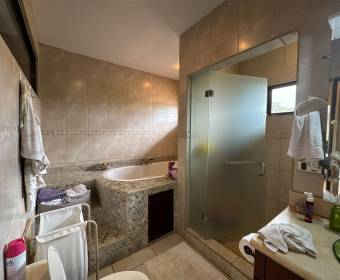 House for sale in the Posada del Río condominium in La Guacima, Alajuela. House for sale in the Posada del Río condominium in La Guacima, Alajuela.