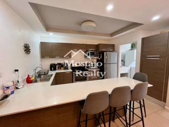 Venta de Casa, Condominio Lomas de Santa Ana, Santa Ana