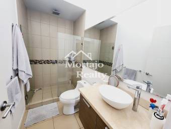 Venta de Casa, Condominio Lomas de Santa Ana, Santa Ana