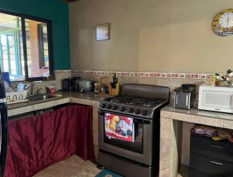 Venta de Cómoda Casa en Grecia, Alajuela / Mls. 26-696 OFC JB